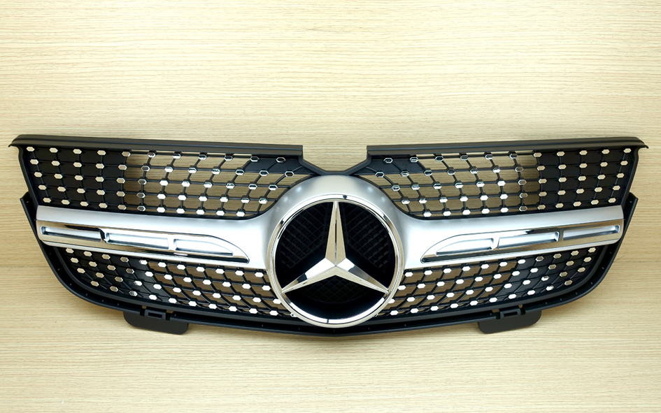 Chrome / Silver Front Grille GL450 GL320 GL350 For
